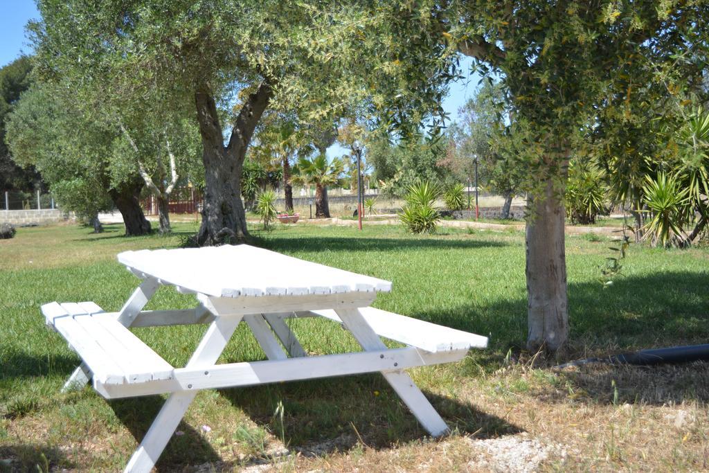Agriturismo "Terra D'Ulivi" Porto Cesareo Buitenkant foto